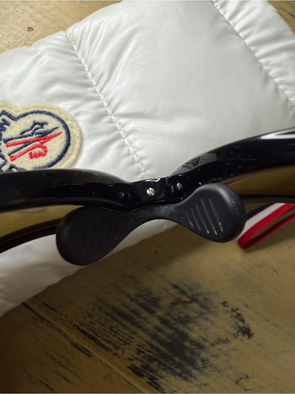 Moncler Black Oversized Sunglasses - Picture 8 of 9